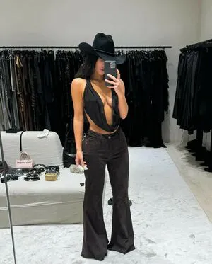Kim Kardashian OnlyFans Leaked Free Thumbnail Picture - #5nb5u9LUqf