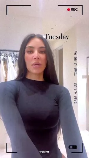 Kim Kardashian OnlyFans Leaked Free Thumbnail Picture - #76dwmDbob5