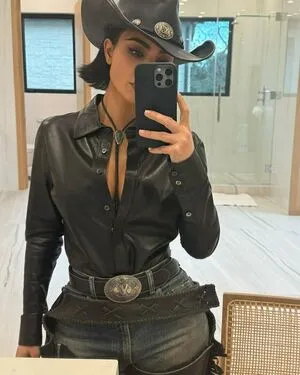 Kim Kardashian OnlyFans Leaked Free Thumbnail Picture - #79SHs1O7YU