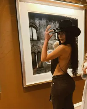 Kim Kardashian OnlyFans Leaked Free Thumbnail Picture - #8HeE8wN7l3