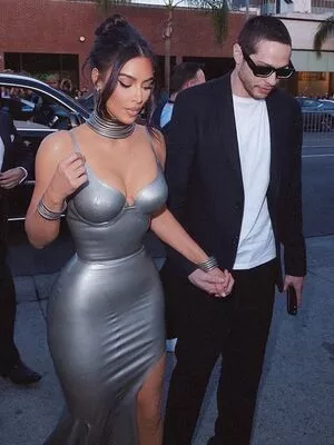 Kim Kardashian OnlyFans Leaked Free Thumbnail Picture - #9902YEWJ5X