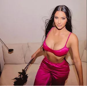Kim Kardashian OnlyFans Leaked Free Thumbnail Picture - #9BdIH7pQHS