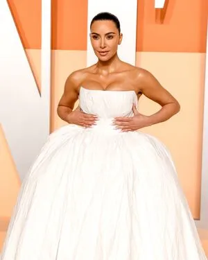 Kim Kardashian OnlyFans Leaked Free Thumbnail Picture - #9GbXAnQH9v