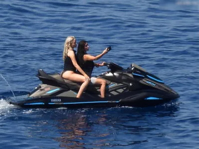 Kim Kardashian OnlyFans Leaked Free Thumbnail Picture - #A2zC5YACrr