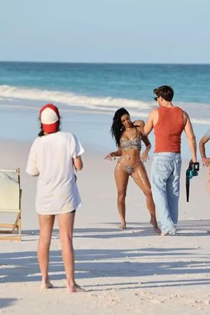 Kim Kardashian OnlyFans Leaked Free Thumbnail Picture - #BDa6F51WXx