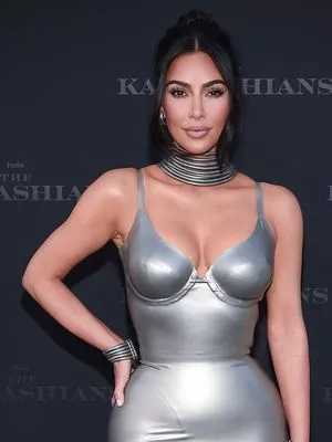 Kim Kardashian OnlyFans Leaked Free Thumbnail Picture - #Ccw5MpQS4n