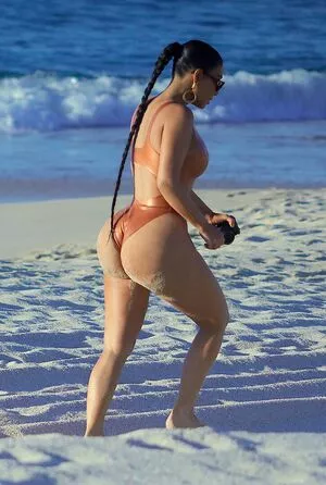 Kim Kardashian OnlyFans Leaked Free Thumbnail Picture - #DKRTsaWoqP
