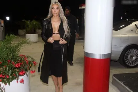Kim Kardashian OnlyFans Leaked Free Thumbnail Picture - #DetqTPxTat