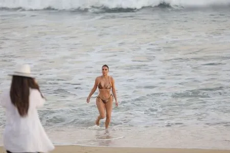 Kim Kardashian OnlyFans Leaked Free Thumbnail Picture - #E2Lk9mjrSf