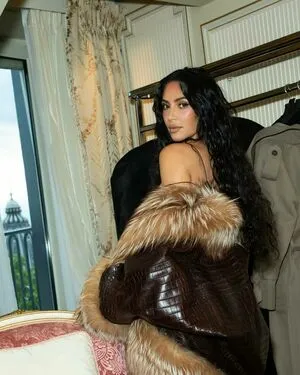 Kim Kardashian OnlyFans Leaked Free Thumbnail Picture - #EitkIkNyOw