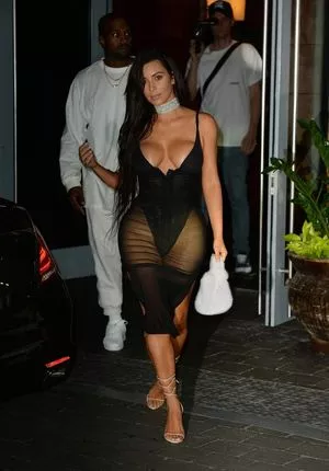 Kim Kardashian OnlyFans Leaked Free Thumbnail Picture - #Fj9ZKxTlwx