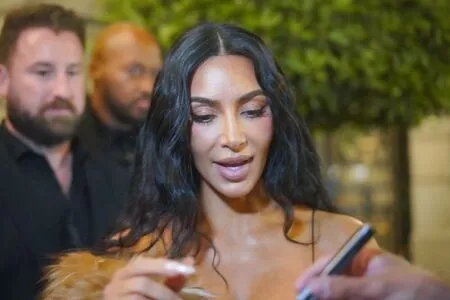 Kim Kardashian OnlyFans Leaked Free Thumbnail Picture - #Fy0xXJdK6e