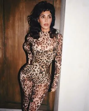 Kim Kardashian OnlyFans Leaked Free Thumbnail Picture - #H2WqckXCVg