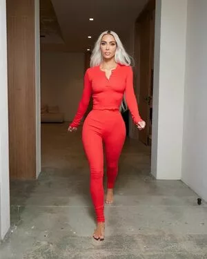 Kim Kardashian OnlyFans Leaked Free Thumbnail Picture - #H5oFcLsald