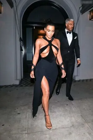 Kim Kardashian OnlyFans Leaked Free Thumbnail Picture - #H6dT6texaf