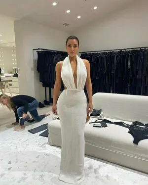 Kim Kardashian OnlyFans Leaked Free Thumbnail Picture - #J2kpty7iO3