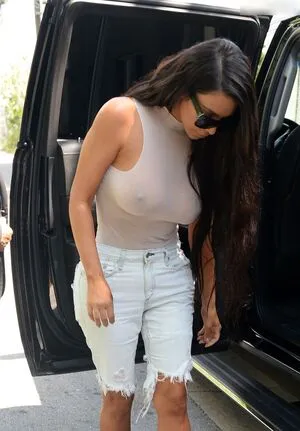 Kim Kardashian OnlyFans Leaked Free Thumbnail Picture - #L6MgYF1C4w