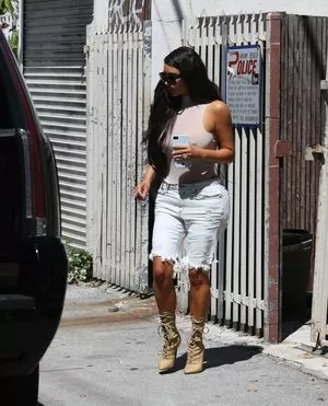 Kim Kardashian OnlyFans Leaked Free Thumbnail Picture - #LHonfgyjCB