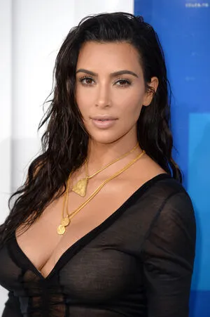 Kim Kardashian OnlyFans Leaked Free Thumbnail Picture - #LdmWkTD6h9