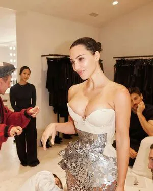Kim Kardashian OnlyFans Leaked Free Thumbnail Picture - #LpHEhlhc4d