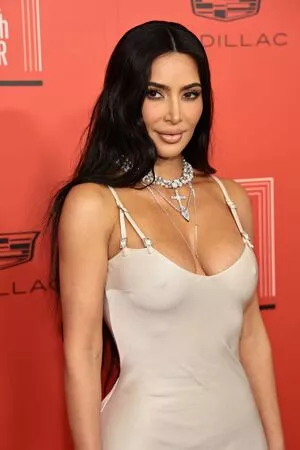 Kim Kardashian OnlyFans Leaked Free Thumbnail Picture - #Md4TydyTHz