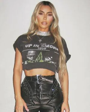 Kim Kardashian OnlyFans Leaked Free Thumbnail Picture - #MrvoWKEXkq