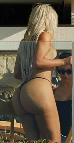 Kim Kardashian OnlyFans Leaked Free Thumbnail Picture - #N9V7aSxD7q