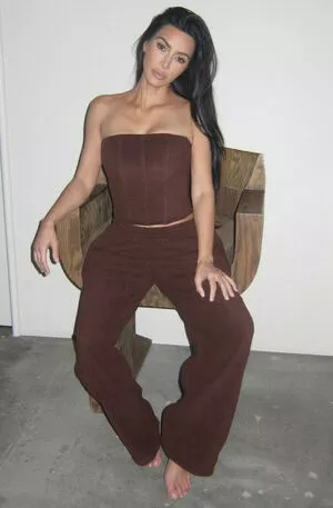 Kim Kardashian OnlyFans Leaked Free Thumbnail Picture - #NuGbwb1uz5