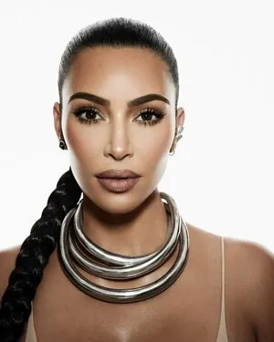 Kim Kardashian OnlyFans Leaked Free Thumbnail Picture - #OQF50S335q