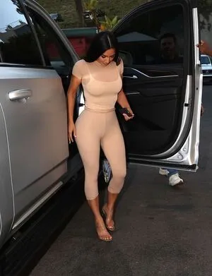 Kim Kardashian OnlyFans Leaked Free Thumbnail Picture - #PVW6pcvy1A