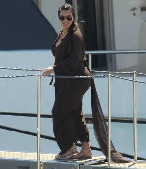 Kim Kardashian OnlyFans Leaked Free Thumbnail Picture - #PejWQwRh1y