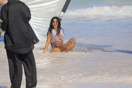 Kim Kardashian OnlyFans Leaked Free Thumbnail Picture - #PsiI5vg0ZN