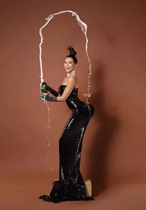 Kim Kardashian OnlyFans Leaked Free Thumbnail Picture - #QiDobweOlh