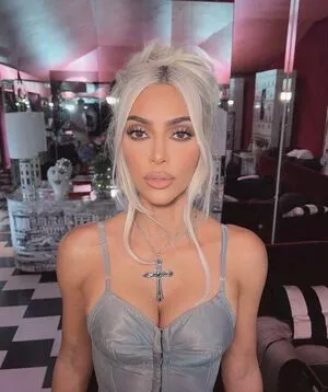 Kim Kardashian OnlyFans Leaked Free Thumbnail Picture - #Qsev13zpy7