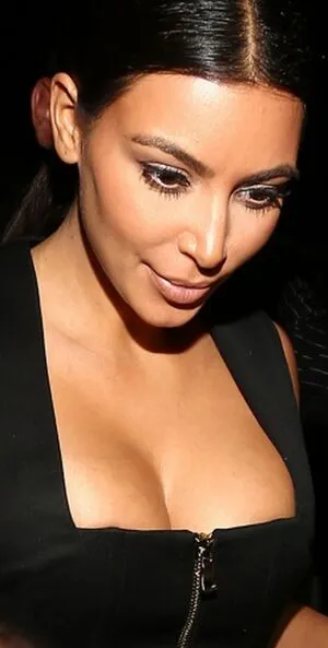 Kim Kardashian OnlyFans Leaked Free Thumbnail Picture - #QuNZCMJyRa