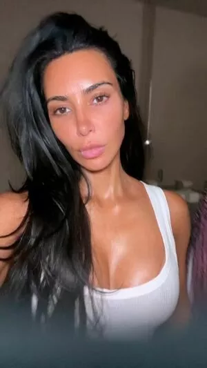 Kim Kardashian OnlyFans Leaked Free Thumbnail Picture - #S8sAD8m2tb