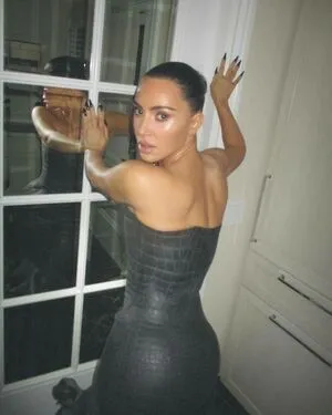 Kim Kardashian OnlyFans Leaked Free Thumbnail Picture - #TFo4GKb9nt