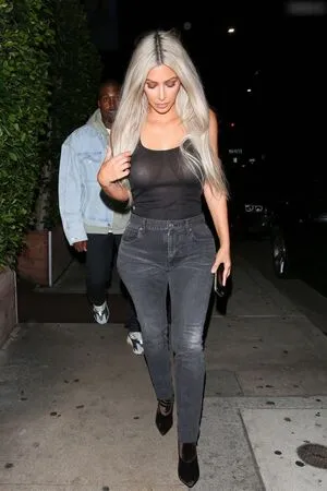 Kim Kardashian OnlyFans Leaked Free Thumbnail Picture - #UUsqO06tmO