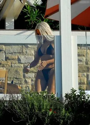 Kim Kardashian OnlyFans Leaked Free Thumbnail Picture - #UYYCNEtQee