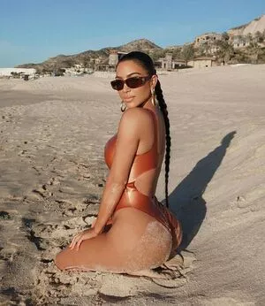Kim Kardashian OnlyFans Leaked Free Thumbnail Picture - #X9bNylejoG