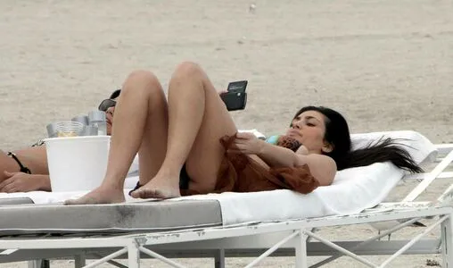Kim Kardashian OnlyFans Leaked Free Thumbnail Picture - #ZZNgjrB3Bc