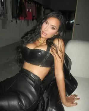 Kim Kardashian OnlyFans Leaked Free Thumbnail Picture - #aJ6pR2RHQL