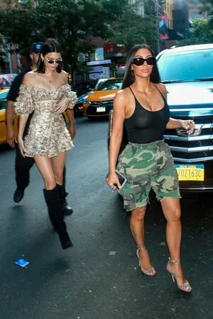 Kim Kardashian OnlyFans Leaked Free Thumbnail Picture - #b59i1oNMeH