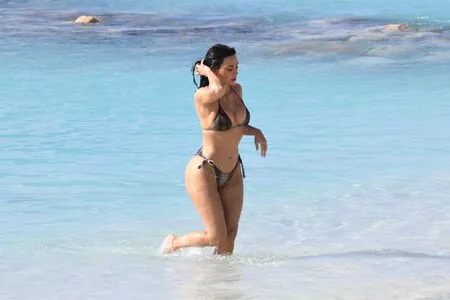 Kim Kardashian OnlyFans Leaked Free Thumbnail Picture - #c0IWQSS45o