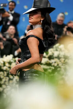 Kim Kardashian OnlyFans Leaked Free Thumbnail Picture - #dCBggHruzp