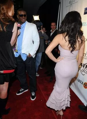 Kim Kardashian OnlyFans Leaked Free Thumbnail Picture - #dizHLirlS6