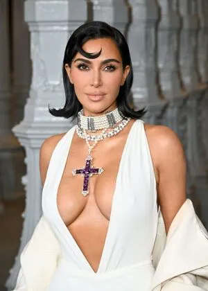 Kim Kardashian OnlyFans Leaked Free Thumbnail Picture - #eOqy78UIR3