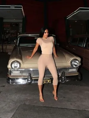 Kim Kardashian OnlyFans Leaked Free Thumbnail Picture - #fxPOtmwDd3