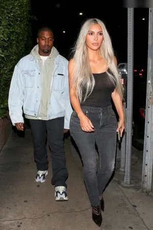 Kim Kardashian OnlyFans Leaked Free Thumbnail Picture - #gInRJzDima