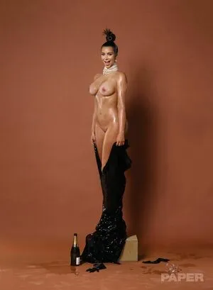 Kim Kardashian OnlyFans Leaked Free Thumbnail Picture - #hnSegFhrfy